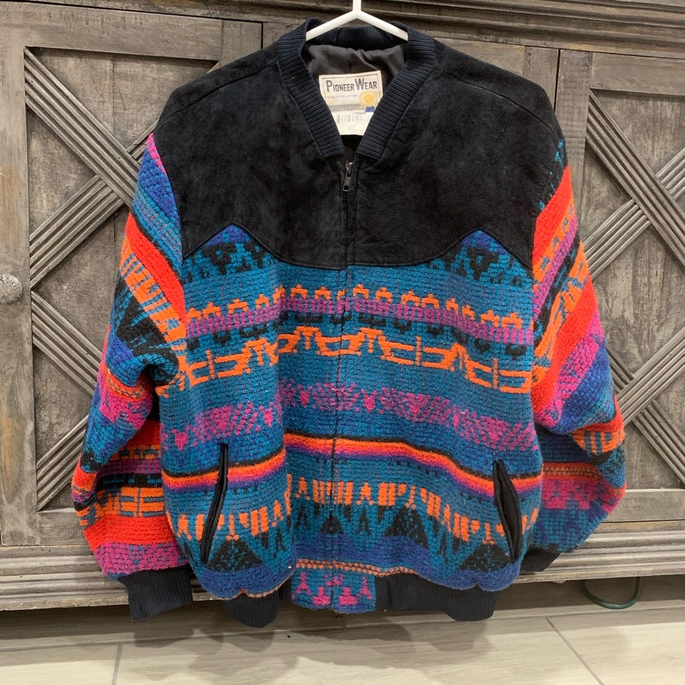 PIONEER Wear Black Jacket